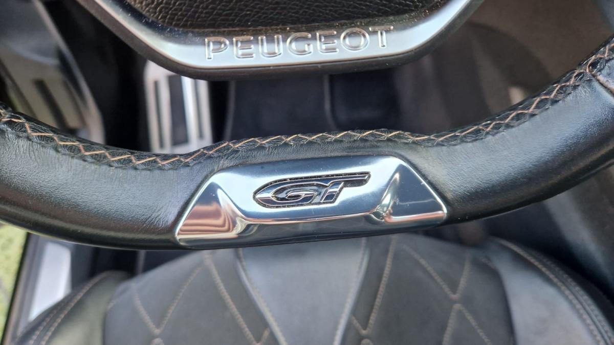 peugeot-3008-2019-diesel-2000cc