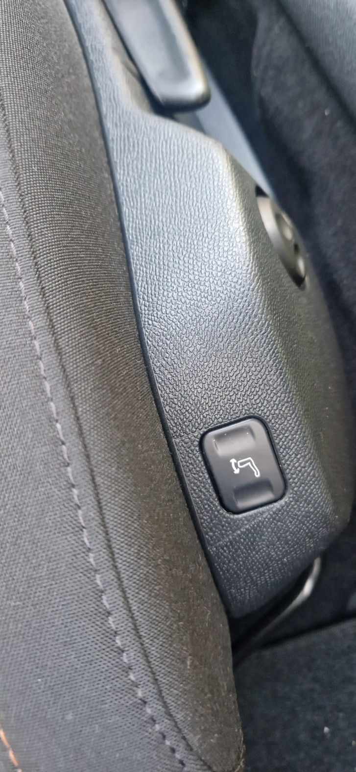 peugeot-508-2019-diesel-1500cc