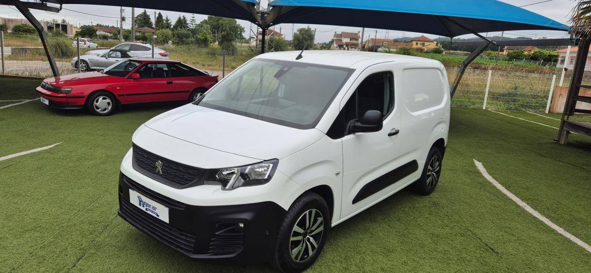peugeot-partner-2020-diesel-1500cc