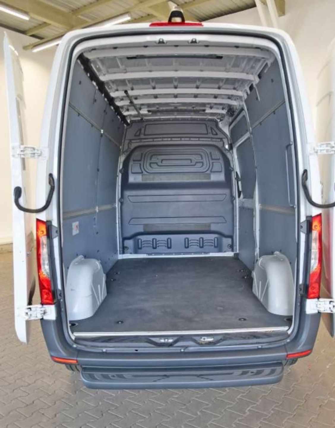 mercedes-benz-sprinter-2021-eletrico-225cc