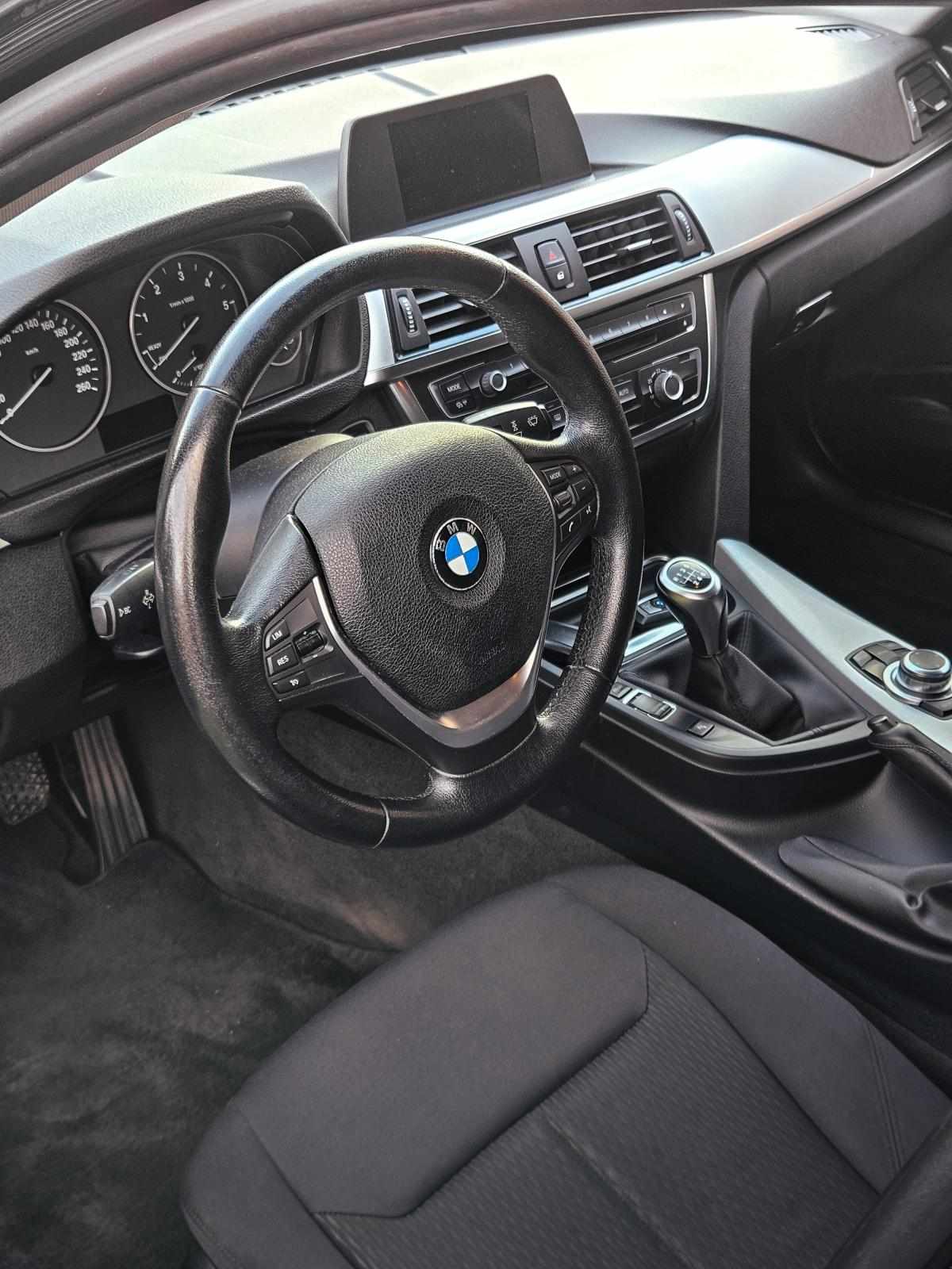 bmw-serie-3-318d-2014-diesel-1995cc