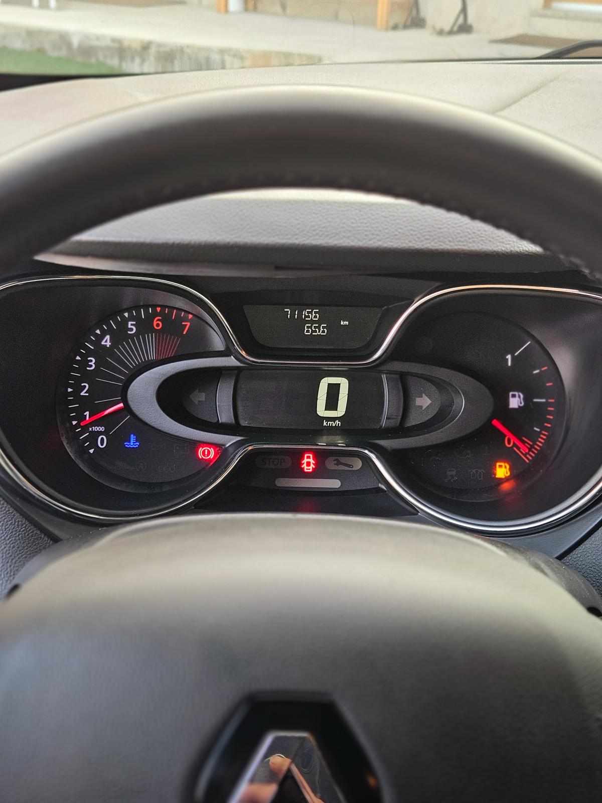 renault-captur-0-9-tce-2016-gasolina-898cc