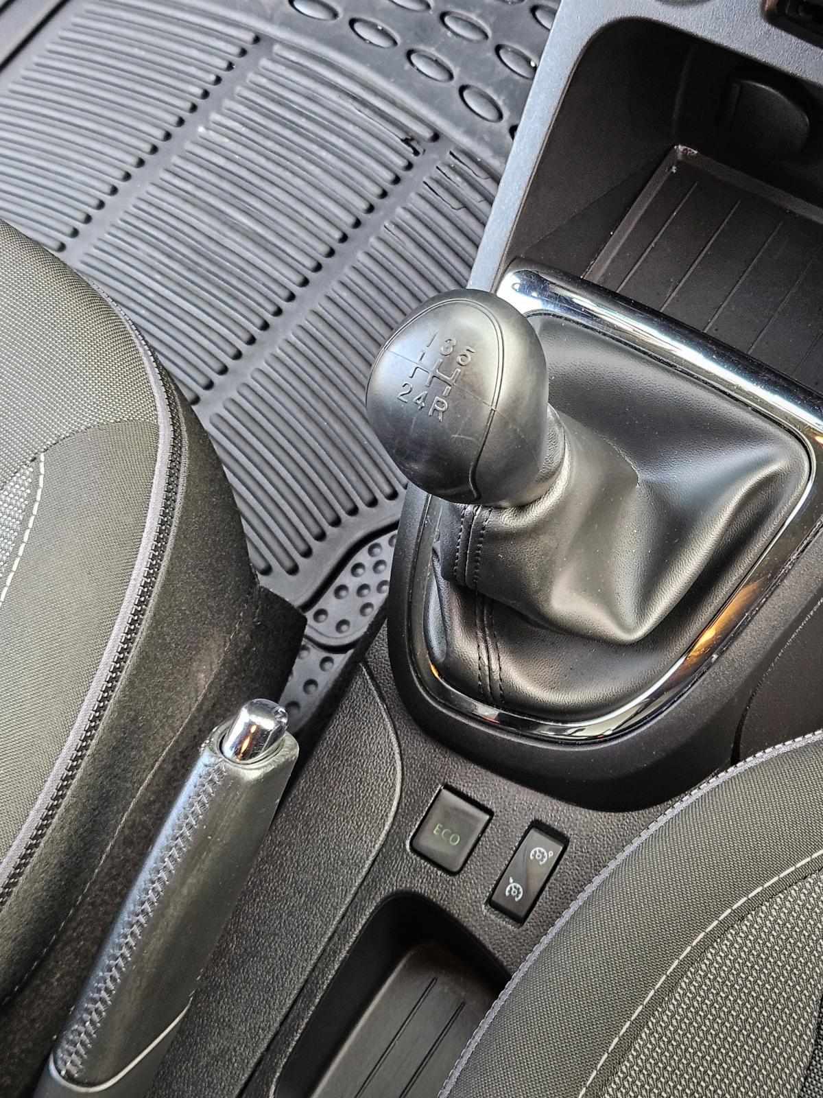 renault-captur-0-9-tce-2016-gasolina-898cc