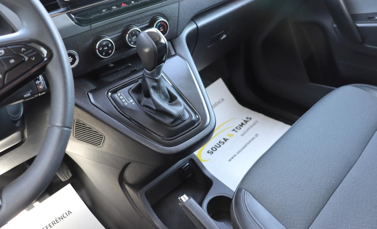 renault-kangoo-2022-gasolina-1332cc