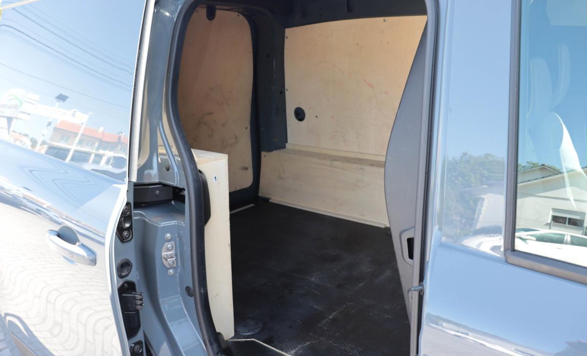 renault-kangoo-2022-gasolina-1332cc