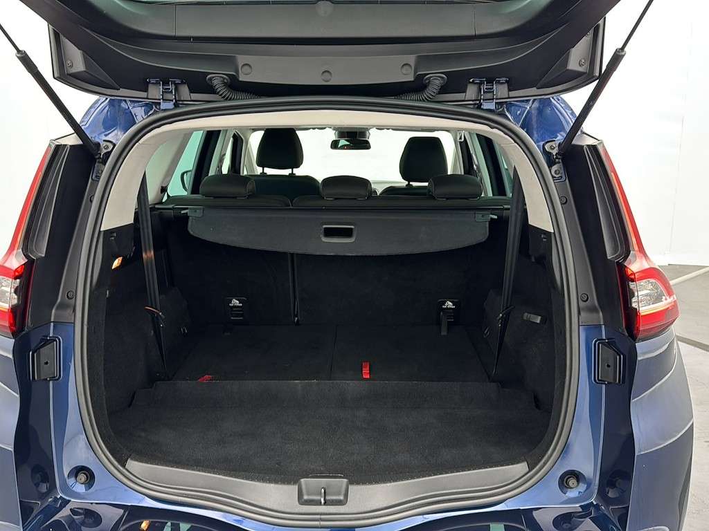 renault-grand-scenic-2023-gasolina-1330cc