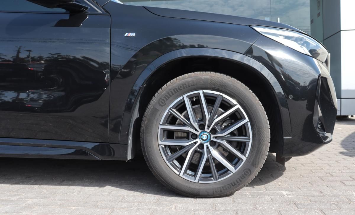 bmw-x1-2023-hibrido-a-gasolina-1499cc