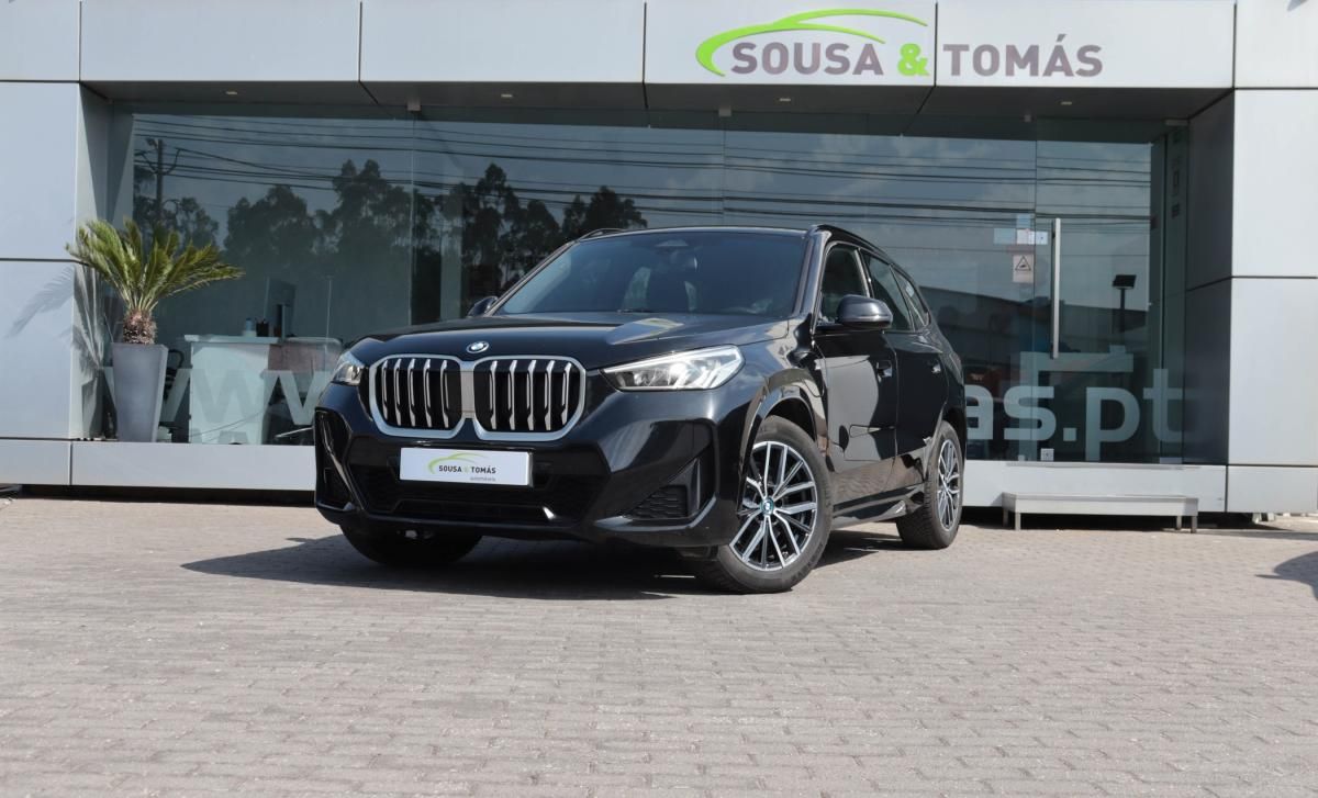 bmw-x1-2023-hibrido-a-gasolina-1499cc