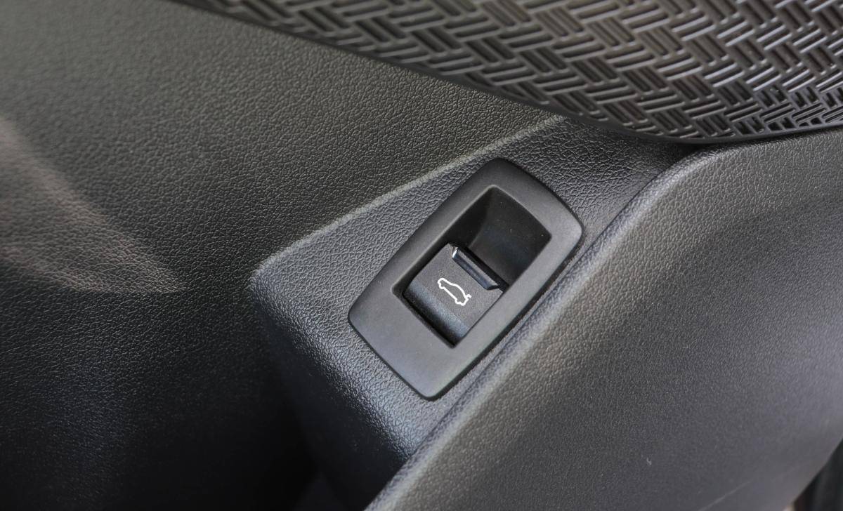 bmw-x1-2023-hibrido-a-gasolina-1499cc