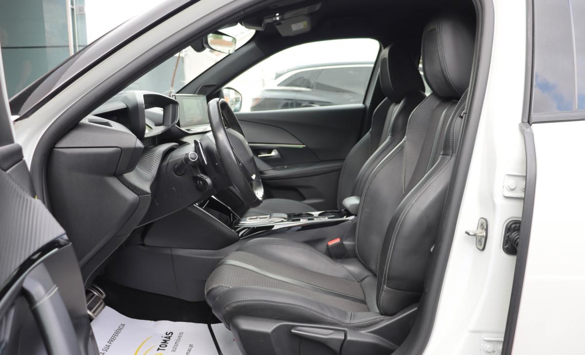 peugeot-2008-2022-gasolina-1199cc