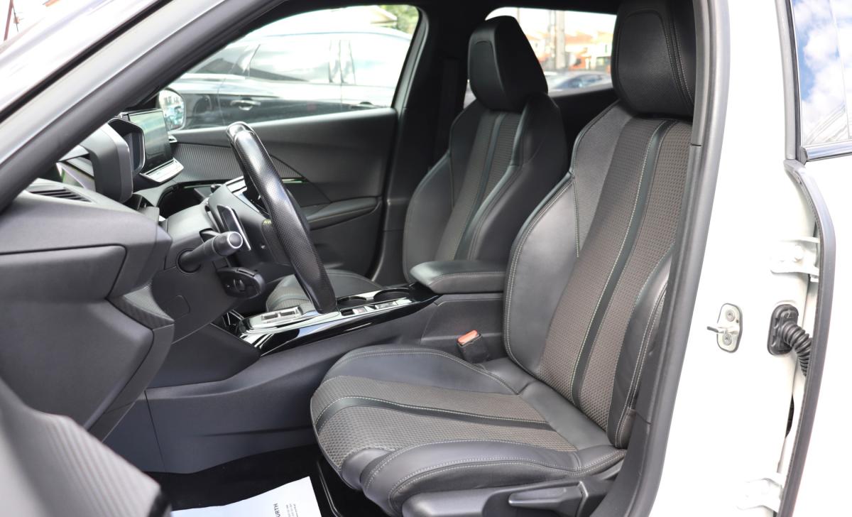peugeot-2008-2022-gasolina-1199cc