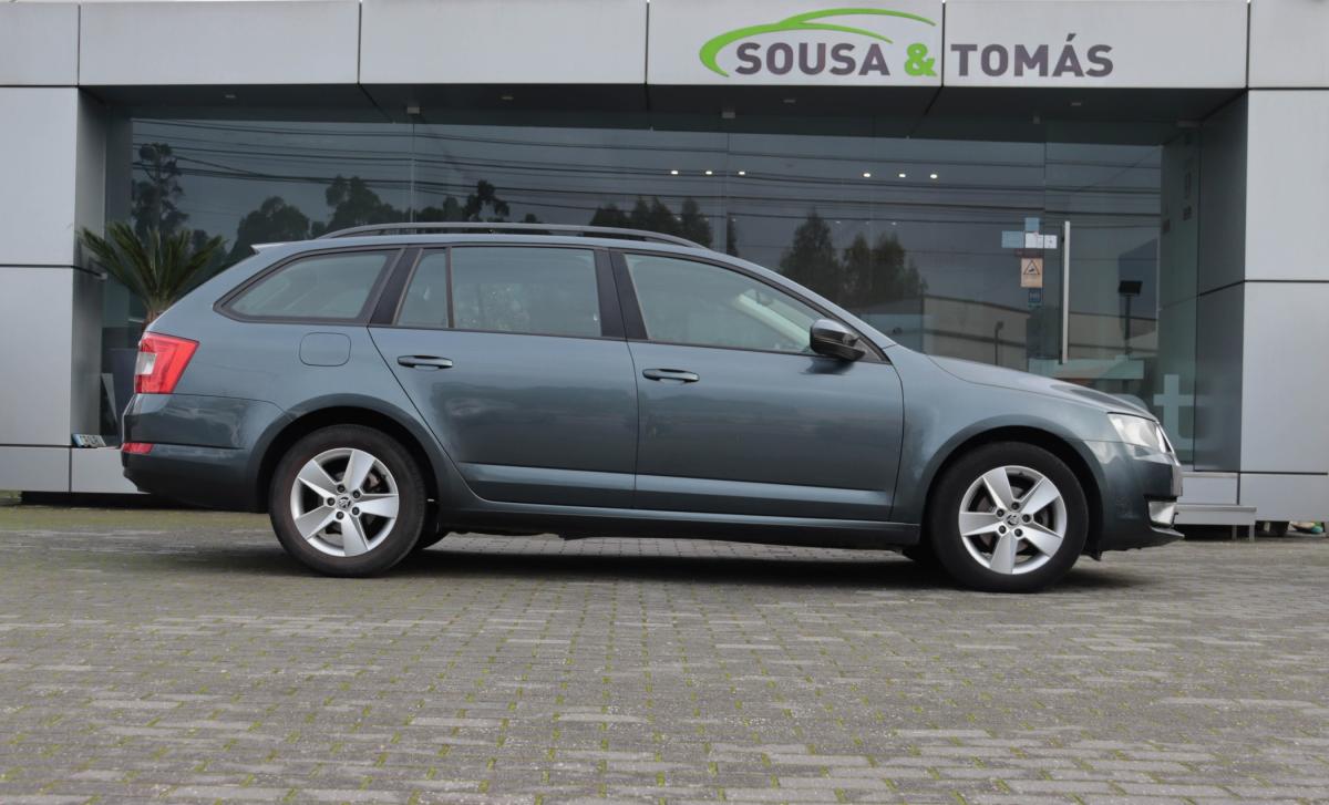 skoda-octavia-break-2016-diesel-1598cc