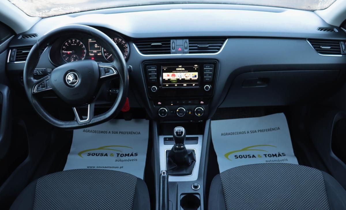 skoda-octavia-break-2016-diesel-1598cc