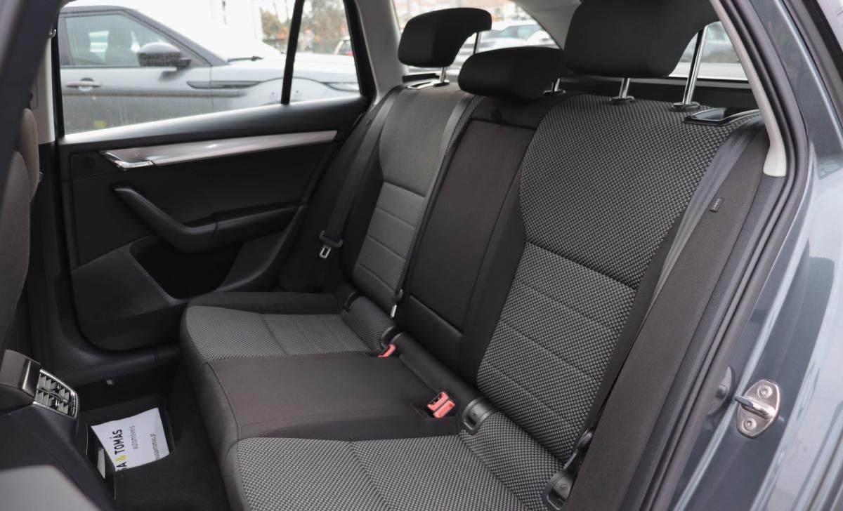 skoda-octavia-break-2016-diesel-1598cc