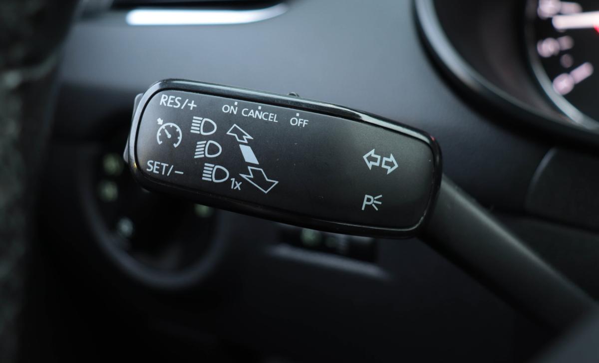 skoda-octavia-break-2016-diesel-1598cc