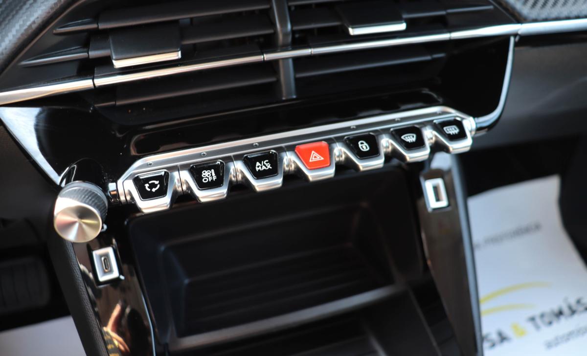 peugeot-2008-2021-gasolina-1199cc