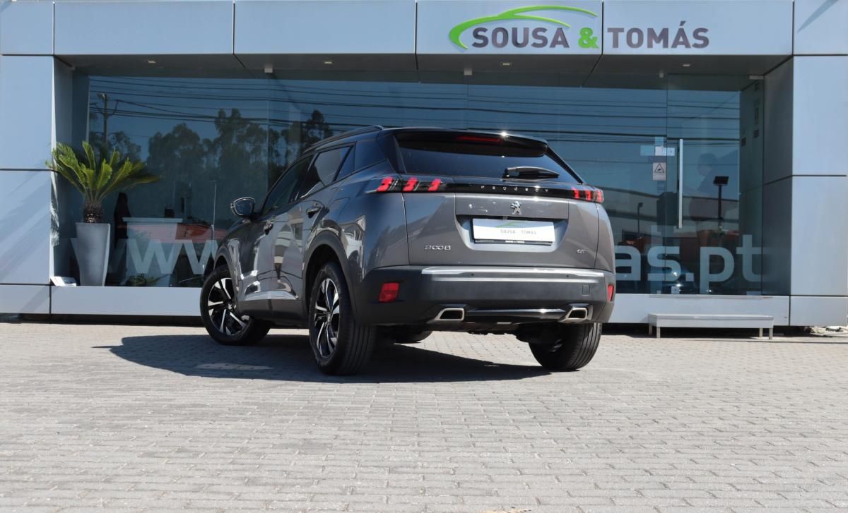 peugeot-2008-2022-gasolina-1199cc