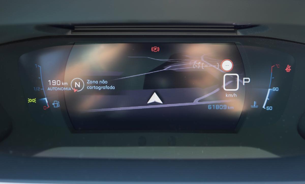peugeot-2008-2022-gasolina-1199cc
