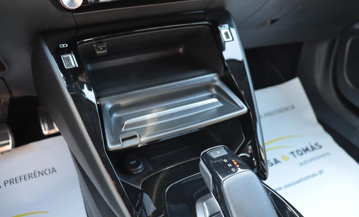 peugeot-2008-2022-gasolina-1199cc