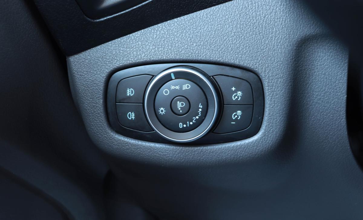 ford-transit-connect-2020-diesel-1498cc