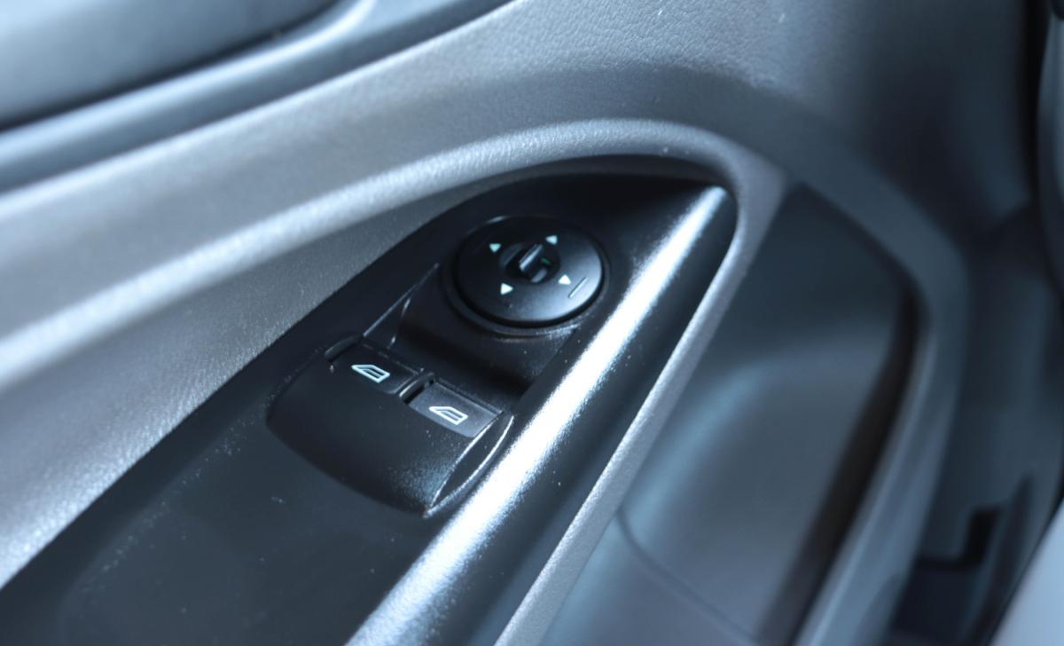 ford-transit-connect-2020-diesel-1498cc