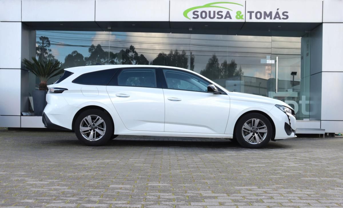 peugeot-308-sw-2024-gasolina-1199cc
