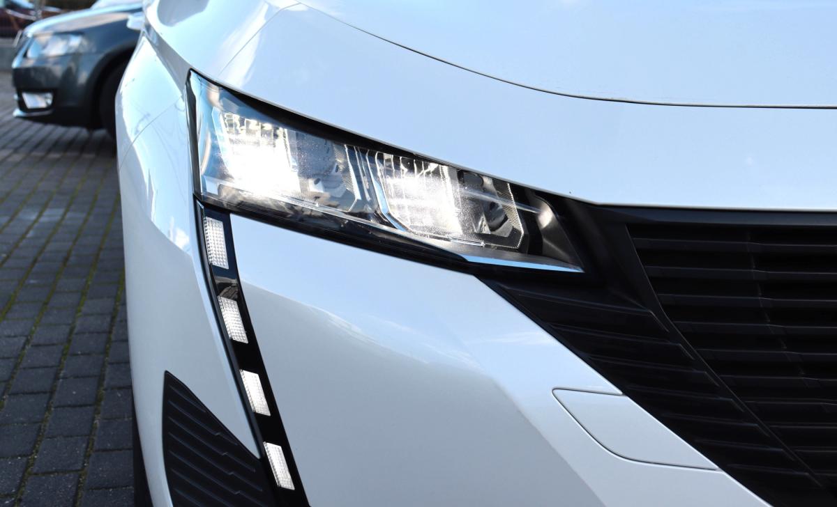 peugeot-308-sw-2024-gasolina-1199cc