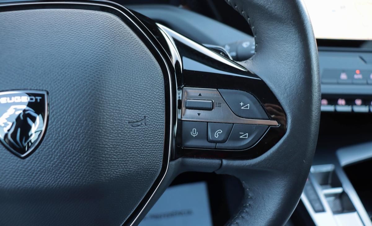 peugeot-308-sw-2024-gasolina-1199cc