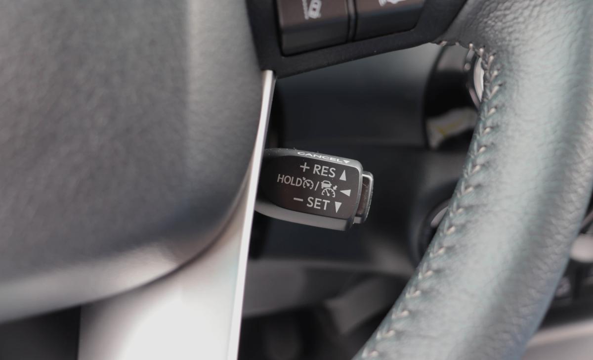 toyota-hilux-2025-diesel-2393cc