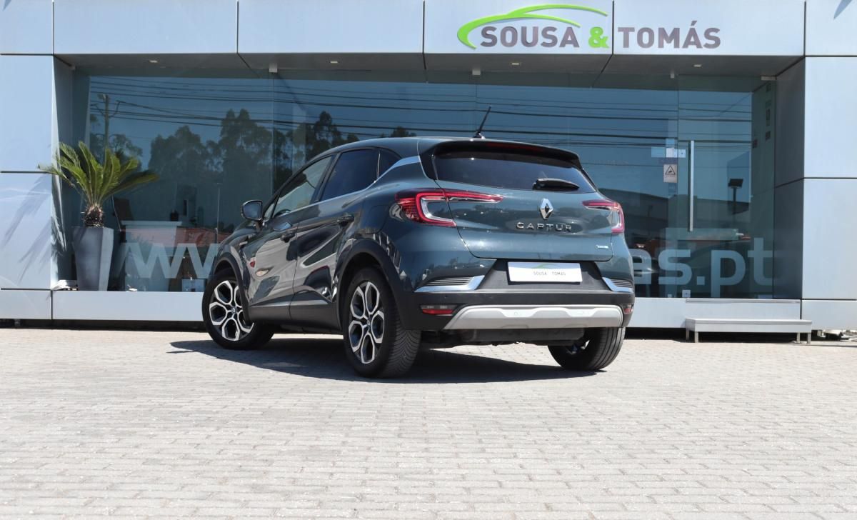 renault-captur-2022-hibrido-a-gasolina-1598cc
