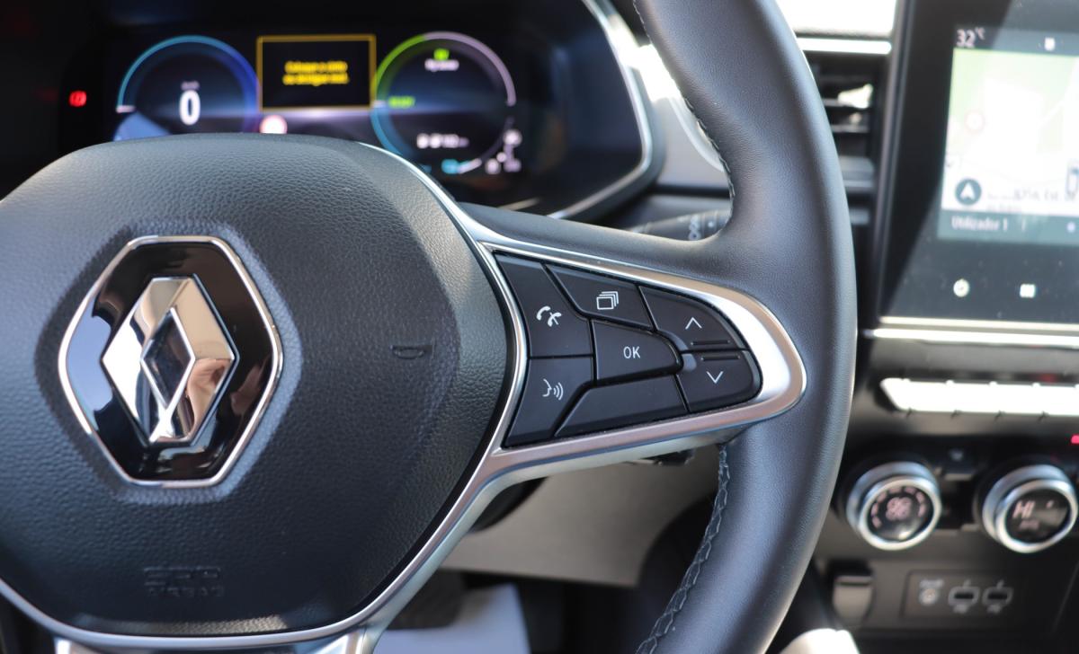 renault-captur-2022-hibrido-a-gasolina-1598cc