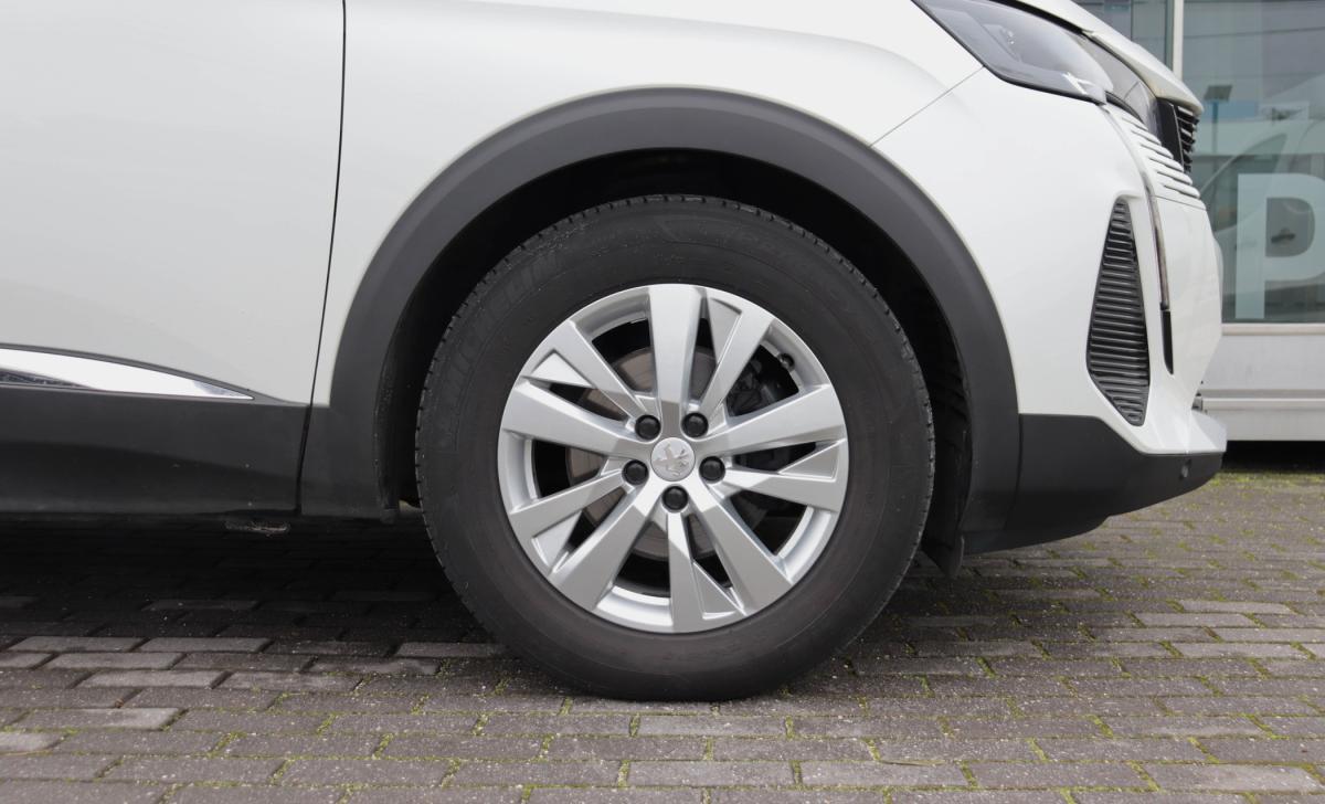 peugeot-3008-2022-gasolina-1199cc