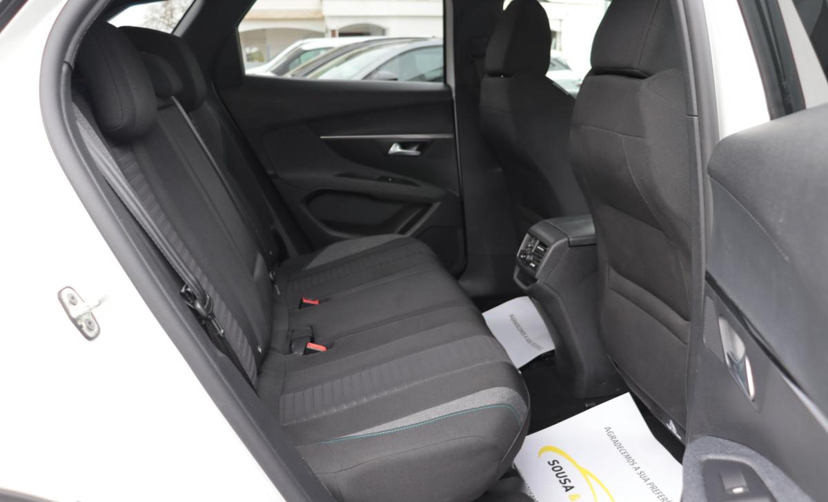 peugeot-3008-2022-gasolina-1199cc