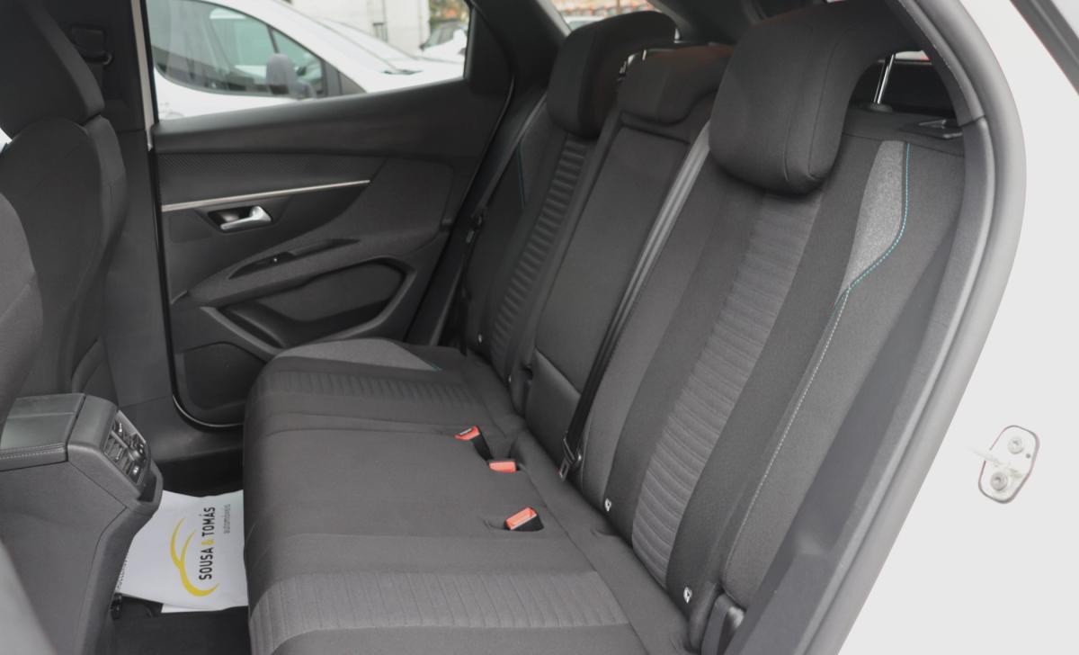 peugeot-3008-2022-gasolina-1199cc