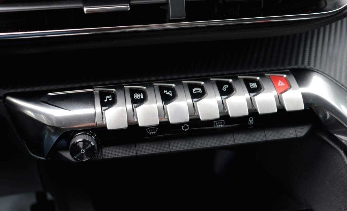 peugeot-3008-2022-gasolina-1199cc