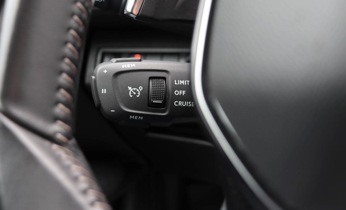 peugeot-3008-2022-gasolina-1199cc