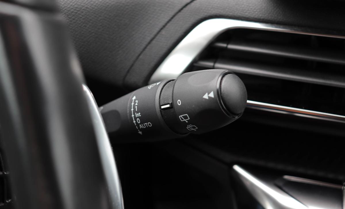 peugeot-3008-2022-gasolina-1199cc