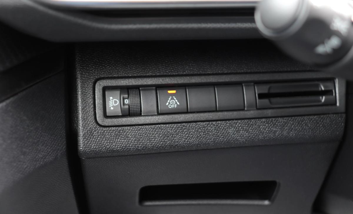peugeot-3008-2022-gasolina-1199cc