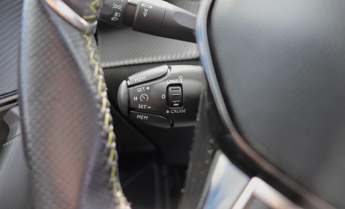 peugeot-2008-2021-diesel-1499cc