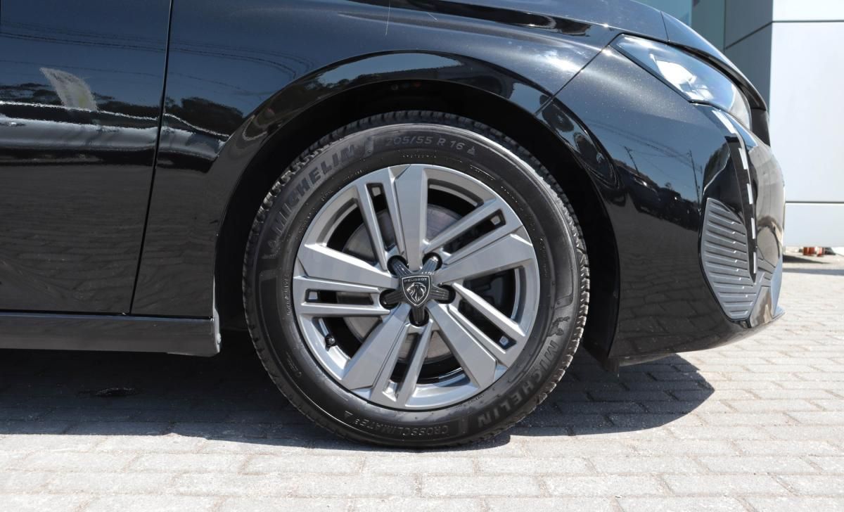 peugeot-308-sw-2022-gasolina-1199cc