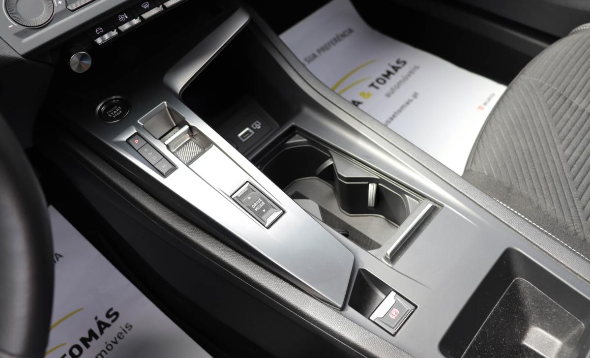 peugeot-308-sw-2022-gasolina-1199cc