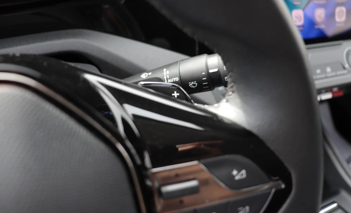 peugeot-308-sw-2022-gasolina-1199cc