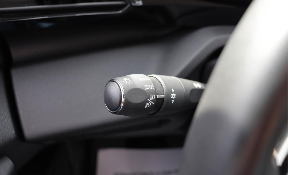 peugeot-308-sw-2022-gasolina-1199cc