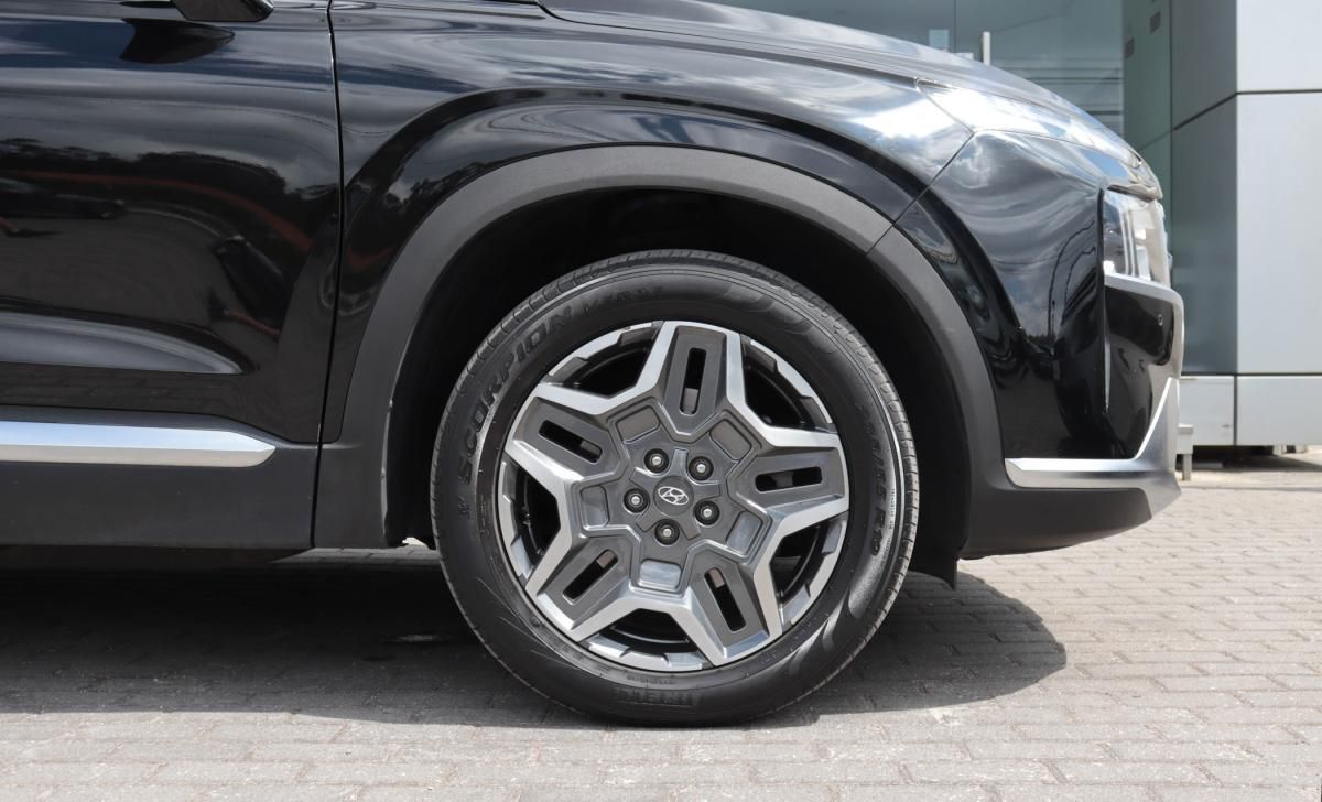 hyundai-santa-fe-2023-hibrido-a-gasolina-1598cc