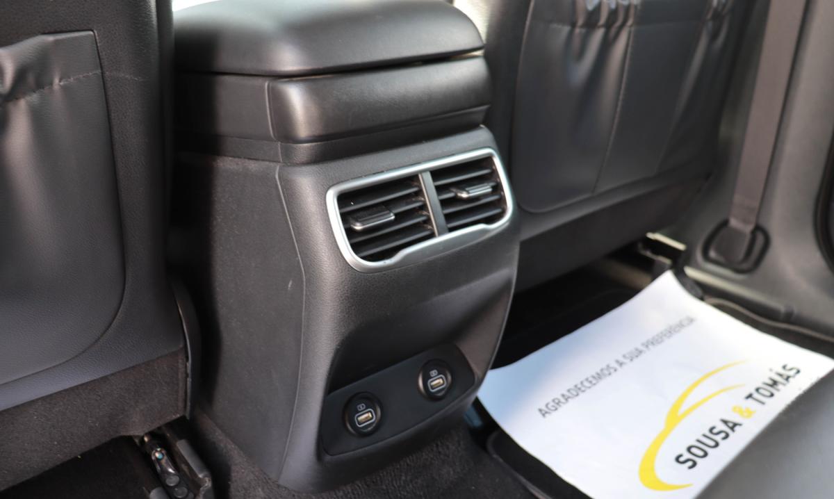 hyundai-santa-fe-2023-hibrido-a-gasolina-1598cc