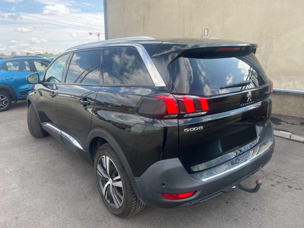 peugeot-5008-2022-gasolina-1199cc