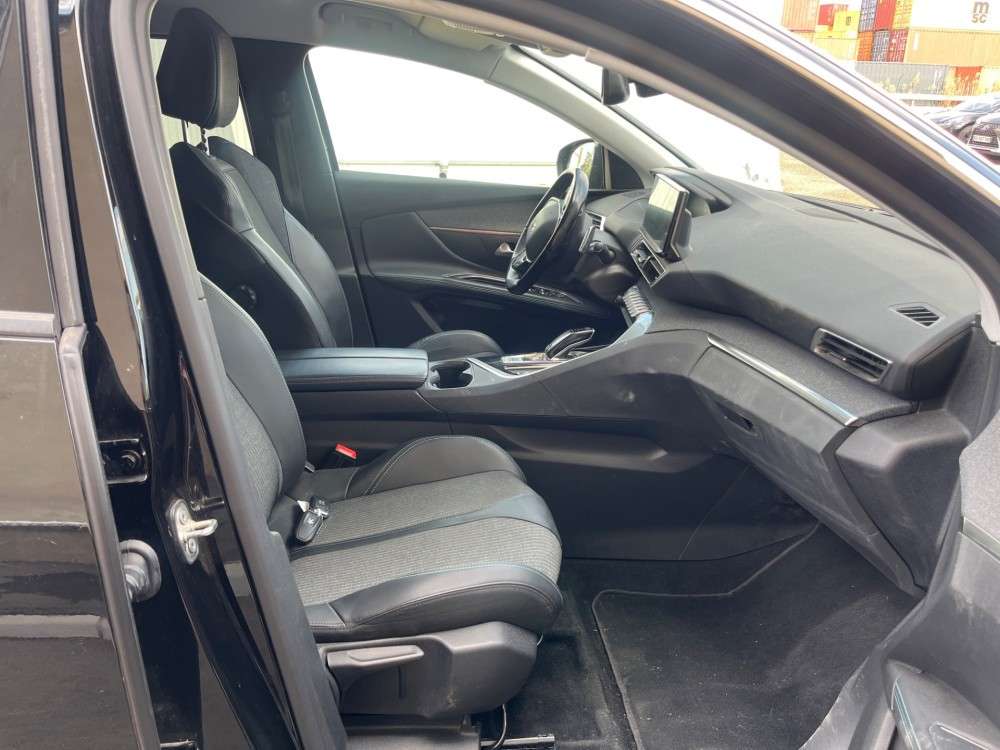 peugeot-5008-2022-gasolina-1199cc