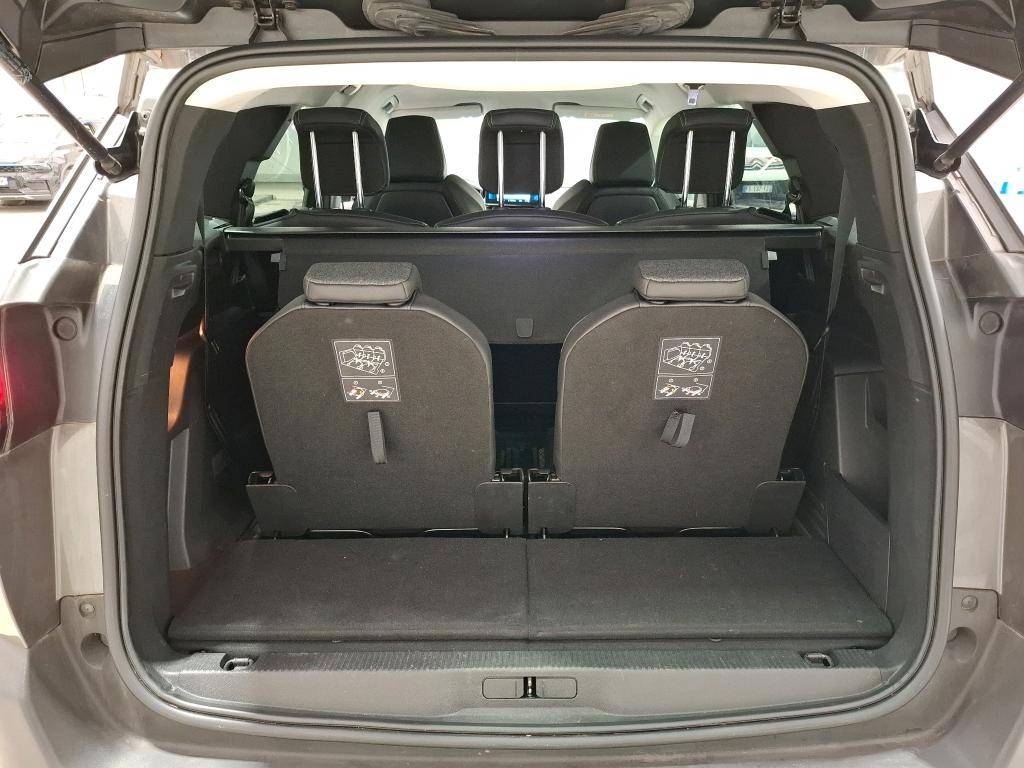 peugeot-5008-2022-gasolina-1199cc