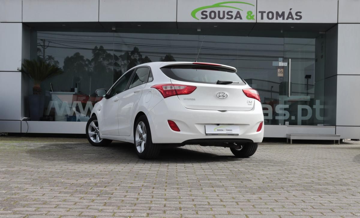 hyundai-i30-2013-diesel-1582cc