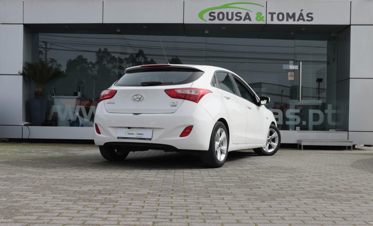 hyundai-i30-2013-diesel-1582cc